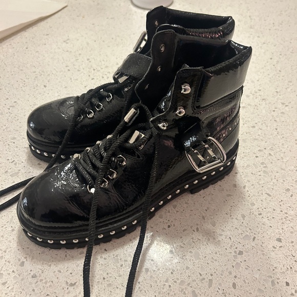 Lola Cruz Patent Moto boot - Picture 4 of 5